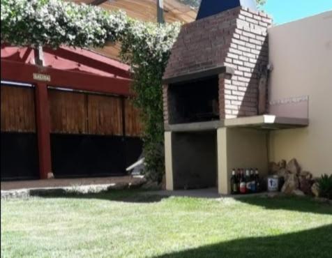Cuatro Estaciones Apartment *